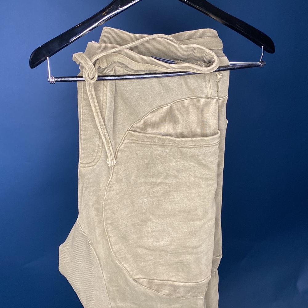 Kith Sweats - Picture 2 of 4